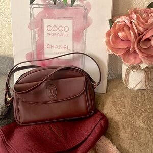 Must de Cartier leather crossbody bag with dustbag. Like new condition